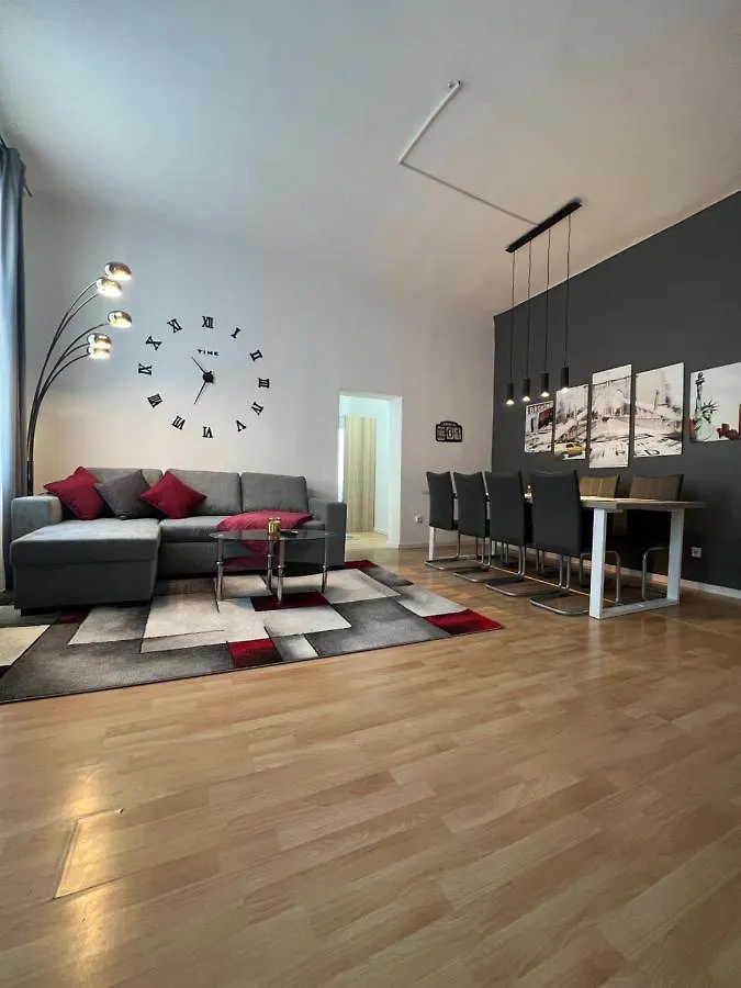 Spacious & Deluxe Big Apartment Near Prater Viena 0*,  Áustria